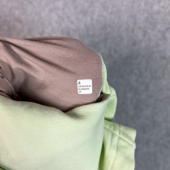 Lululemon Kohlrabi Green Inner Glow High Rise Short 3" Size 4 - Picture 7 of 7